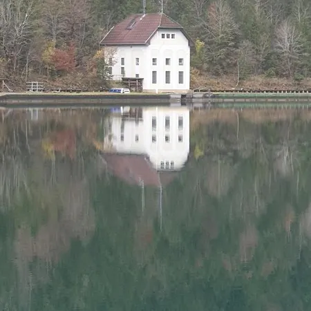 여관 Ammerwald Alm *